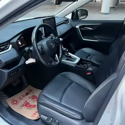Used Toyota RAV4 Rongfang 2021 2.0L CVT two-wheel drive fashion version