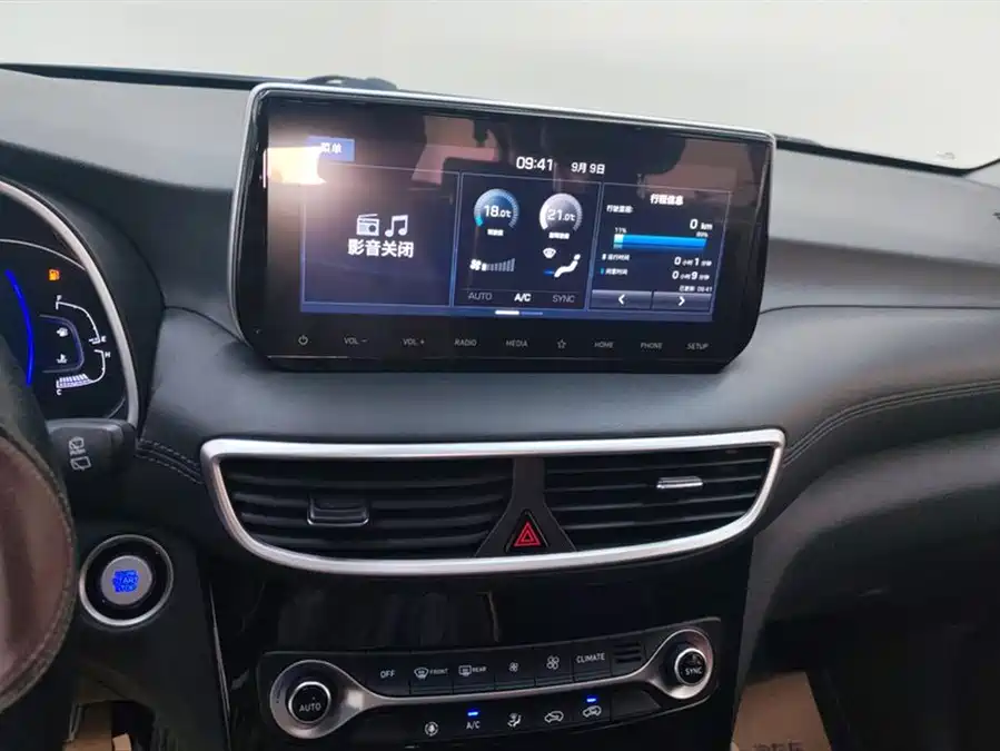 900x675_0_q87_c42_autohomecar__ChtpWGm750OAXEzBAAFSkAyNTaU461.jpg.webp Used Hyundai Tucson 2020 280TGDi 2WD GLS Fashion Edition National VI