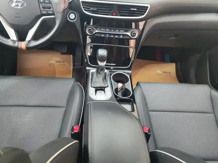 900x675_0_q87_c42_autohomecar__ChtpWGm750SAYchYAAHQVty_gTU778.jpg.webp Used Hyundai Tucson 2020 280TGDi 2WD GLS Fashion Edition National VI