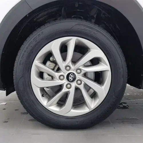 900x675_0_q87_c42_autohomecar__ChtpWGm7jkiAFiS_AAFz34fwAh4513.jpg.webp Used Hyundai Tucson 2015 1.6T dual-clutch two-wheel drive intelligent model