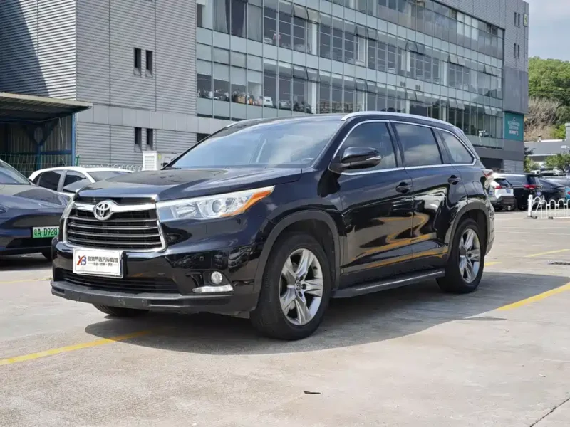 900x675_0_q87_c42_autohomecar__ChtpWGm7oQaAAkc8AAjKZ10X-uU273.jpg.webp Used Toyota Highlander 2017 2.0T four-wheel drive luxury version 7 seats