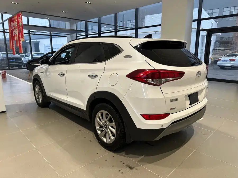 Used Hyundai Tucson 2018 1.6T dual-clutch two-wheel drive 15th anniversary special edition