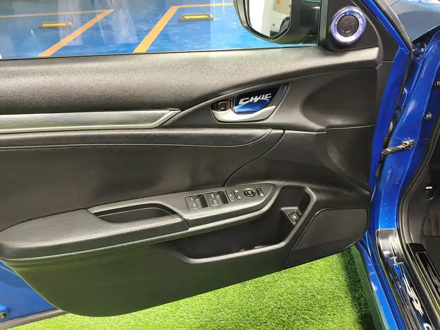 Used Honda Civic 2016 220TURBO CVT Premium Edition