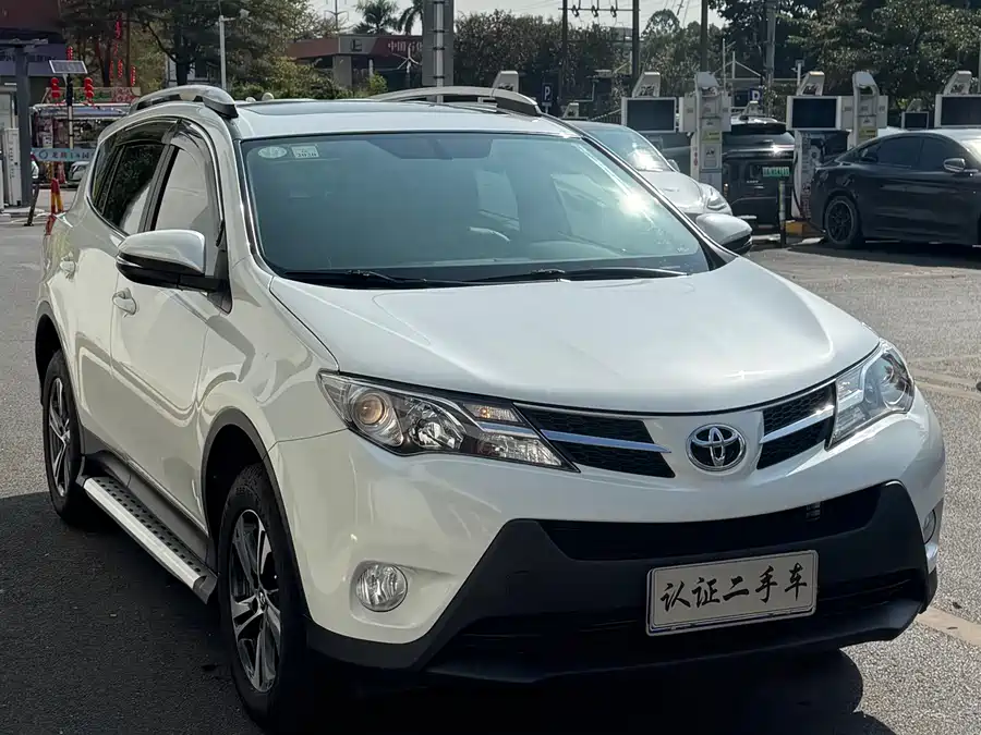 Used Toyota RAV4 Rongfang 2015 2.0L CVT two-wheel drive fashion version
