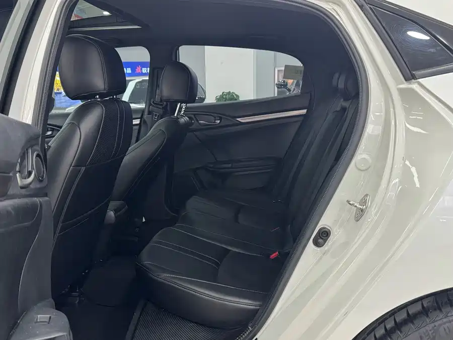 Used Honda Civic 2021 HATCHBACK 220TURBO CVT cool control