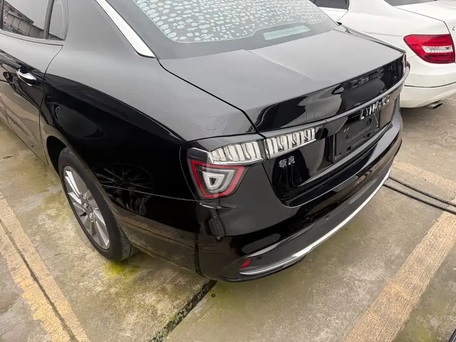 900x675_0_q87_c42_autohomecar__ChtpWGmAY6CAbz-CAAnmCAdK8Vc233.jpg.webp Used Lynk & Co 03 2019 1.5TD DCT version National VI