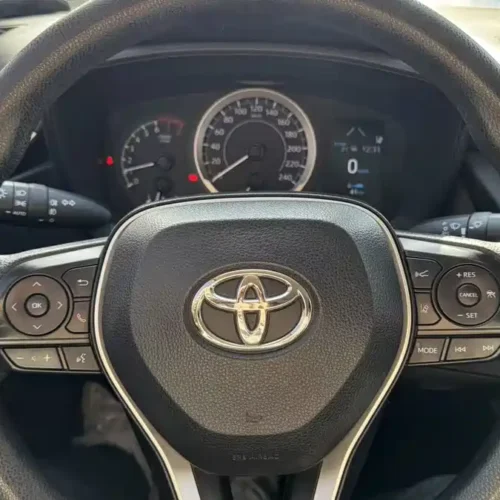 900x675_0_q87_c42_autohomecar__ChtpWGmB4-AEG1hAAR6qJ6HmTQ810.jpg.webp Used Toyota Corolla 2021 1.2T S-CVT Deluxe Edition