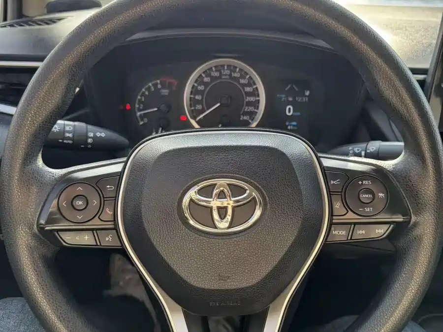 900x675_0_q87_c42_autohomecar__ChtpWGmB4-AEG1hAAR6qJ6HmTQ810.jpg.webp Used Toyota Corolla 2021 1.2T S-CVT Deluxe Edition