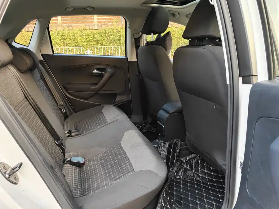 Used Volkswagen Polo 2018 1.5L automatic safety model