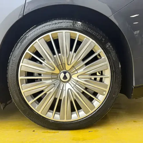 900x675_0_q87_c42_autohomecar__ChtpWGmBwmyAHjkyAAaI5m_12p4886.jpg.webp Used Denza Z9 2024 1100km four-wheel drive Ultra version