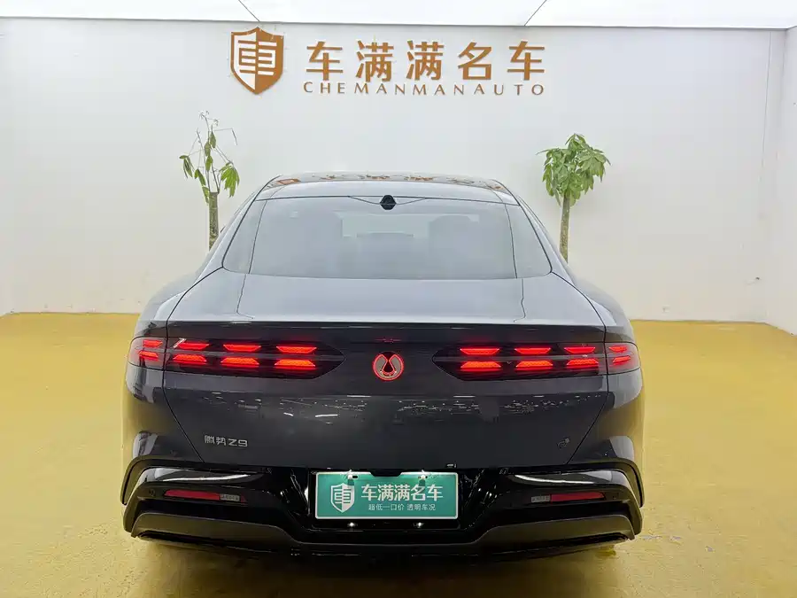 900x675_0_q87_c42_autohomecar__ChtpWGmBwmyAbfsRAAN6AAxK1_M132.jpg.webp Used Denza Z9 2024 1100km four-wheel drive Ultra version
