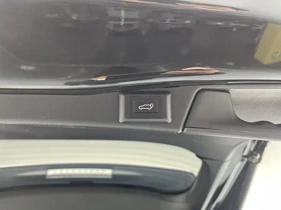 Used Toyota RAV4 Rongfang 2021 2.0L CVT two-wheel drive fashion version