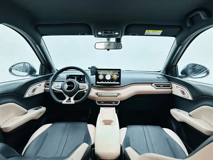 900x675_0_q87_c42_autohomecar__ChtpWGmIFZ6AM0mQAAG7cDUgwkk943.jpg.webp Used BYD Seagull 2024 Honor Edition 405km Flying Edition