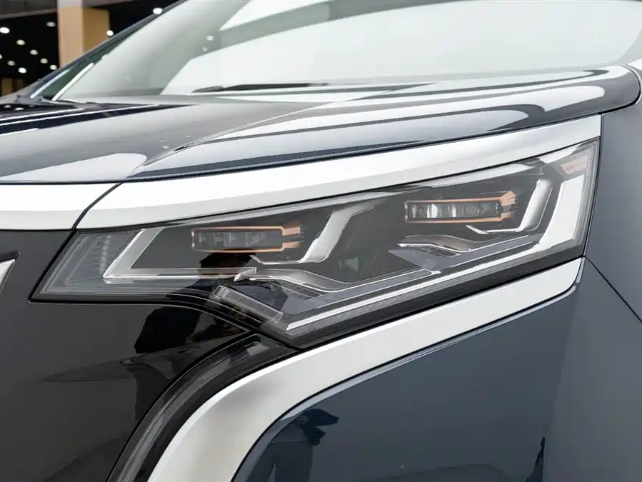 900x675_0_q87_c42_autohomecar__ChtpWGmJonOAfzjxAAF22qVnhqk439.jpg.webp Used Denza D9 2022 EV 600 four-wheel drive flagship model