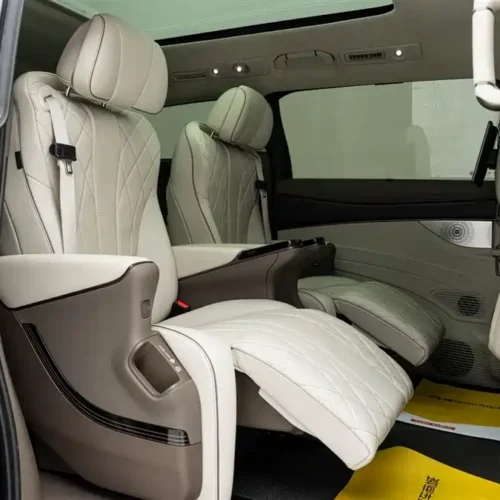 900x675_0_q87_c42_autohomecar__ChtpWGmJonSAVQOPAAGTIZSuDXA350.jpg.webp Used Denza D9 2022 EV 600 four-wheel drive flagship model