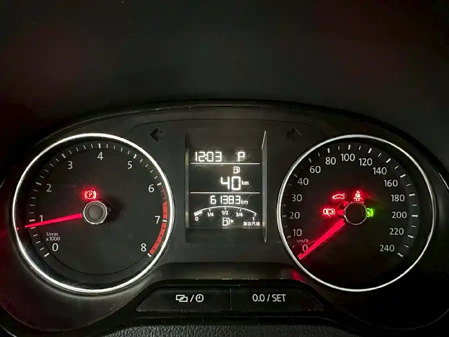 Used Volkswagen Polo 2016 1.6L automatic comfort model