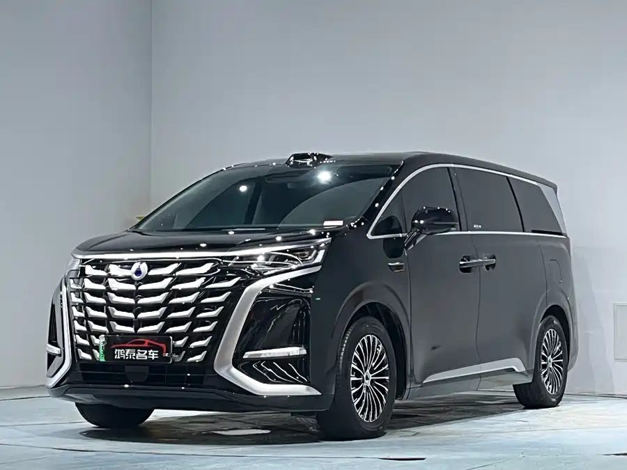 900x675_0_q87_c42_autohomecar__ChtpWGmOvECAez7vAAbIHtL7AuA699.jpg.webp Used Denza D9 2025 DM-i smart driving version 1020 four-wheel drive exclusive model