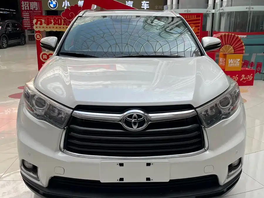 Used Toyota Highlander 2017 2.0T four-wheel drive luxury version 7 seats
