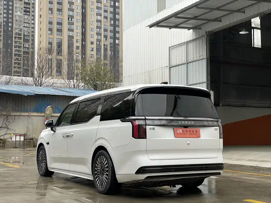 900x675_0_q87_c42_autohomecar__ChtpWGmcD_iAI01WAAflM2X9r1k593.jpg.webp Used Zeekr 009 2022 WE version