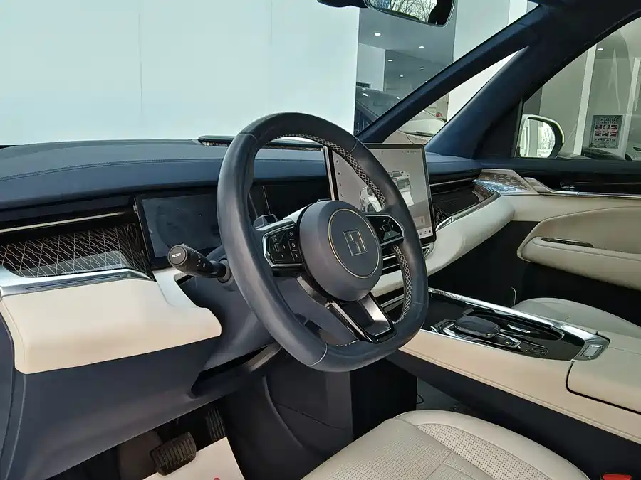 900x675_0_q87_c42_autohomecar__ChtpWGmcYy2AaYD6AARBUfpnPQs442.jpg.webp Used Zeekr 009 2022 facelift WE version