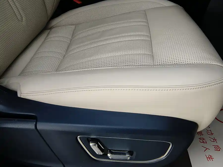 900x675_0_q87_c42_autohomecar__ChtpWGmcYzKAGCiTAATkSkfAfqA498.jpg.webp Used Zeekr 009 2022 facelift WE version