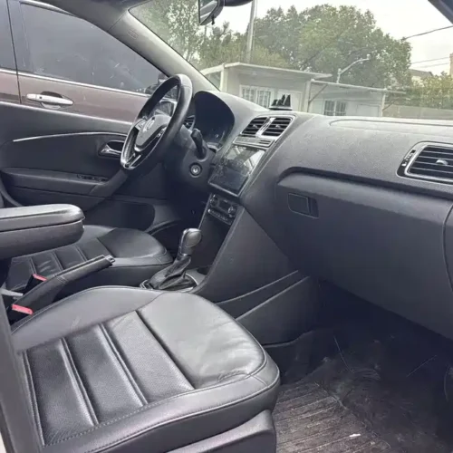 Used Volkswagen Polo 2016 1.6L automatic comfort model