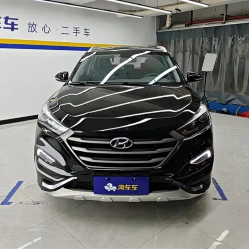 900x675_0_q87_c42_autohomecar__ChtpWGmhXHqAGZI4AAHZk3K8zH4469.jpg.webp Used Hyundai Tucson 2015 1.6T dual-clutch two-wheel drive intelligent model