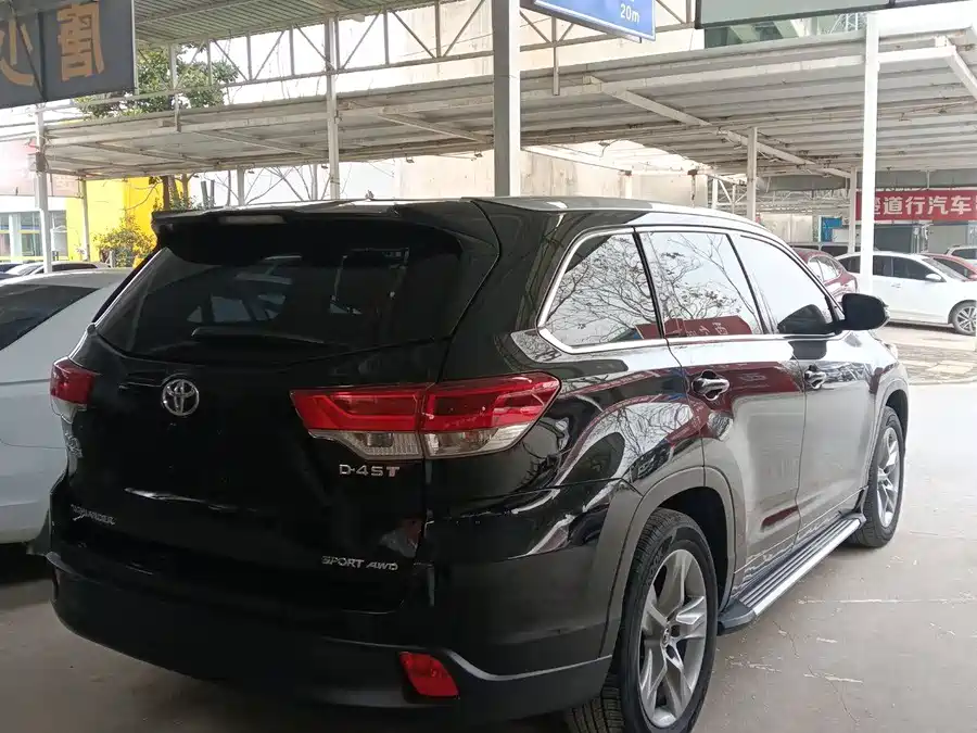 Used Toyota Highlander 2018 2.0T four-wheel drive luxury version 7 seats National V
