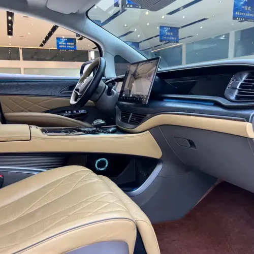 900x675_0_q87_c42_autohomecar__ChtpWGmiXhqAGS26AAglPqkzN9o858.jpg.webp Used Denza D9 2022 DM-i 1040 Premium Type