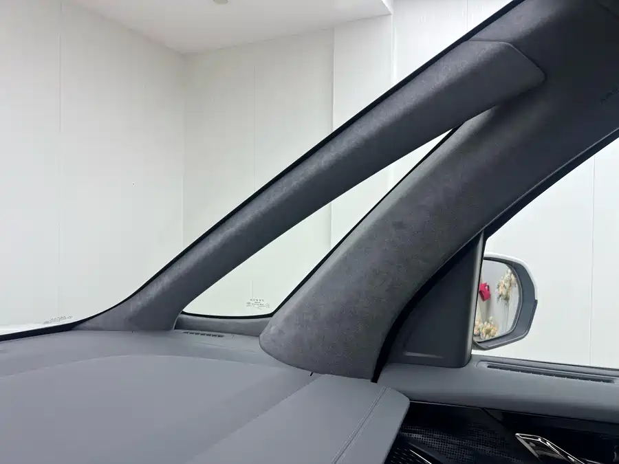Used Zeekr 009 2024 six-seat executive version four-wheel drive 108kWh