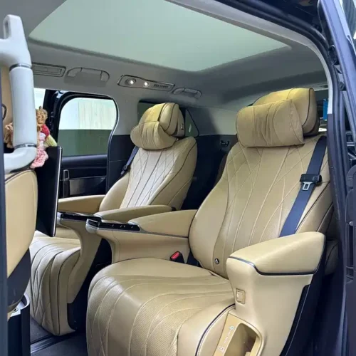 900x675_0_q87_c42_autohomecar__ChtpWGmj5_aAcKahAAlZeE4TG-8504.jpg.webp Used Denza D9 2024 DM-i 980 four-wheel drive premium model