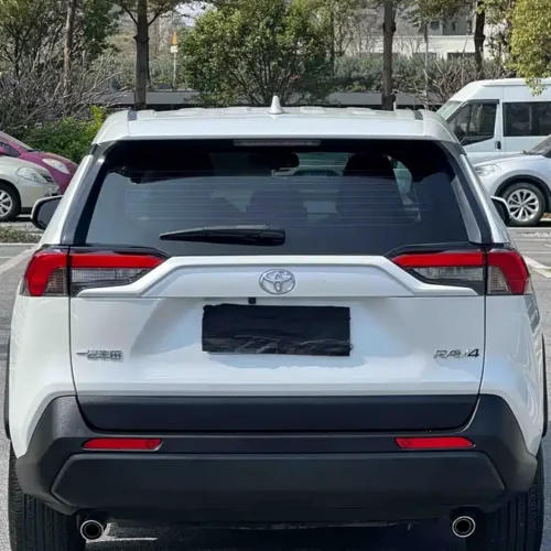 900x675_0_q87_c42_autohomecar__ChtpWGmjBleALls6AArKZnO5sZ8708.jpg.webp Used Toyota RAV4 Rongfang 2023 2.0L CVT two-wheel drive urban version
