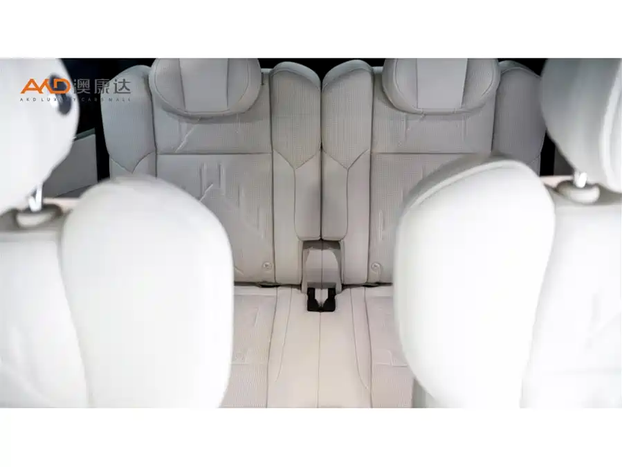 900x675_0_q87_c42_autohomecar__ChtpWGmlMraAJKnLAADYtkob9dQ043.jpg.webp Used Zeekr 009 2024 six-seat executive version four-wheel drive 108kWh