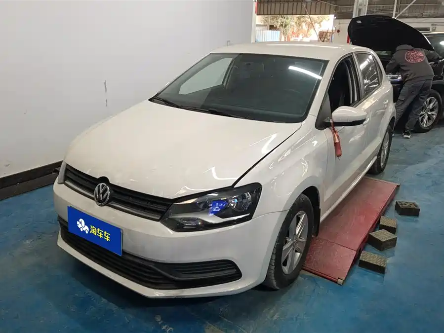 Used Volkswagen Polo 2016 1.4L automatic fashion model