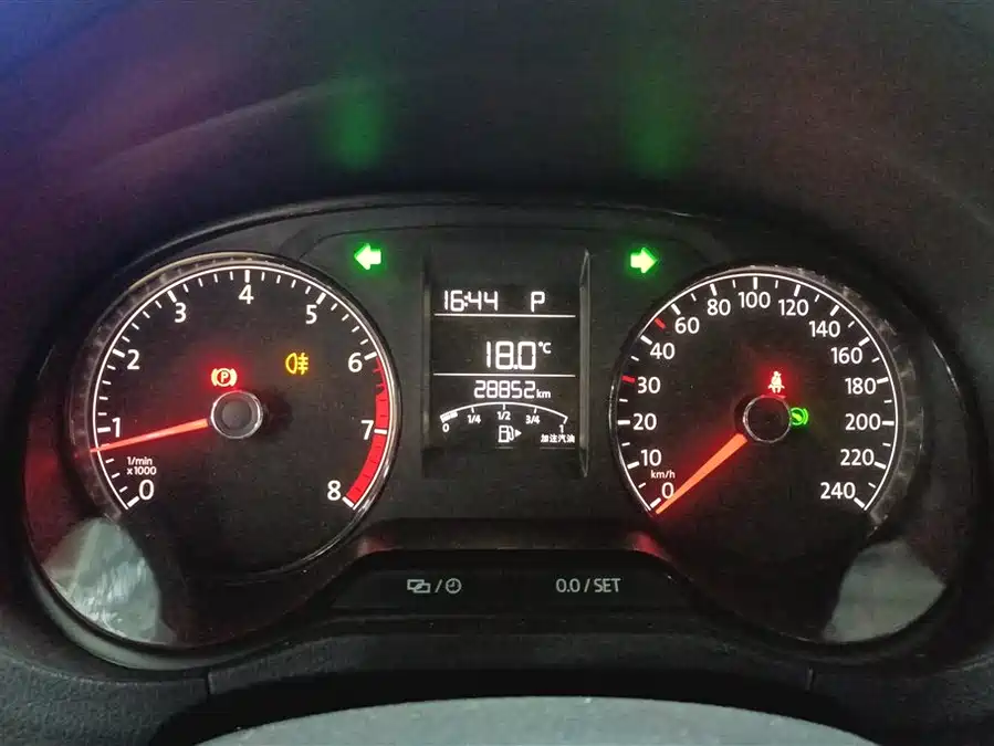 Used Volkswagen Polo 2016 1.4L automatic fashion model