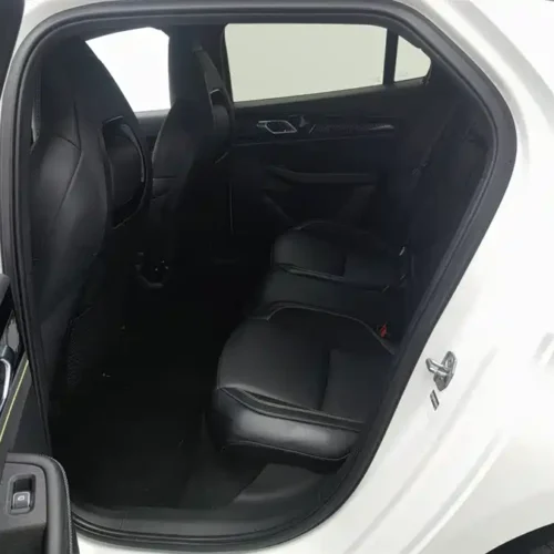 900x675_0_q87_c42_autohomecar__ChtpWGmmPFGAT25mAAEUq5s0F-w239.jpg.webp Used Lynk & Co 03 2023 2.0TD DCT Pro