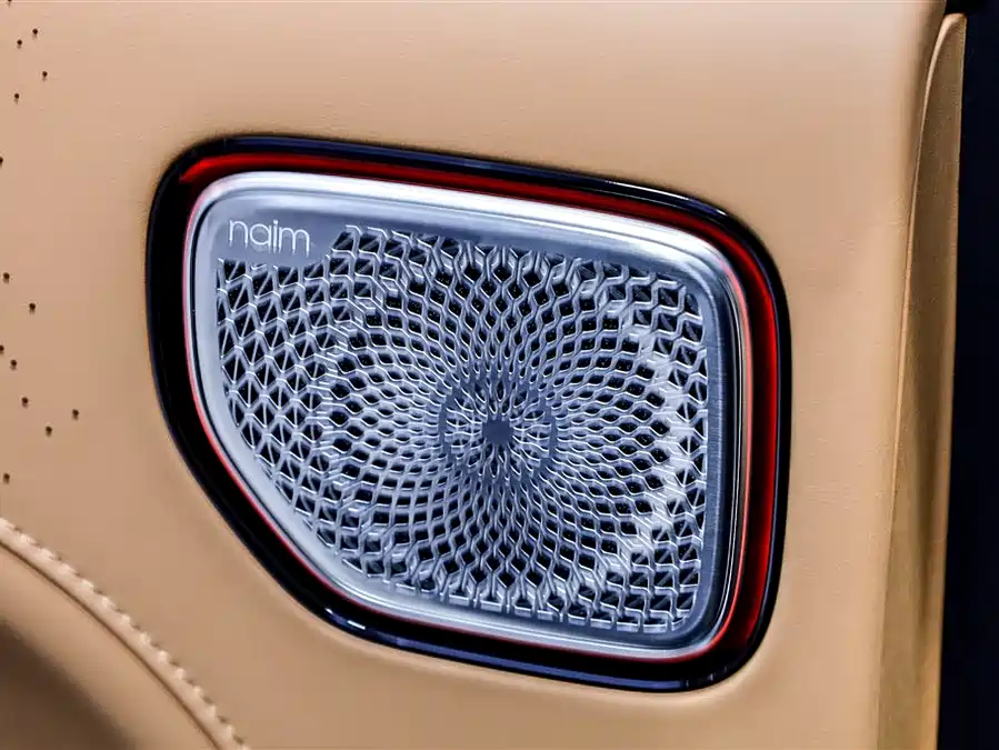 900x675_0_q87_c42_autohomecar__ChtpWGmmVU2Ad50WAAIKmwSKr6s366.jpg.webp Used Zeekr 9X 2025 Hyper Edition 70kWh