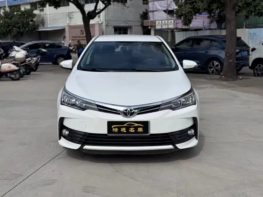 Used Toyota Corolla 2017 facelift 1.2T S-CVT GL