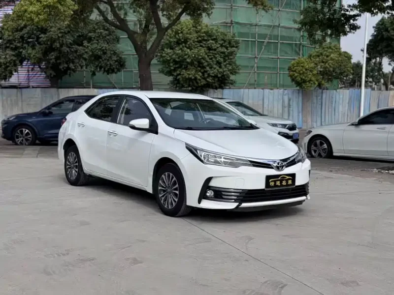 Used Toyota Corolla 2017 facelift 1.2T S-CVT GL