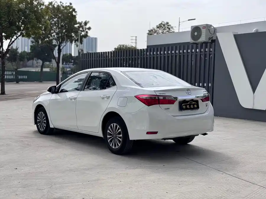 Used Toyota Corolla 2017 facelift 1.2T S-CVT GL