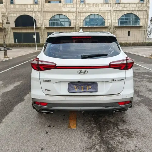 900x675_0_q87_c42_autohomecar__ChtpWGmmfqeAMbHgAAmYqoDXBPA275.jpg.webp Used Hyundai Tucson 2019 280TGDi dual-clutch two-wheel drive smart connected version National V