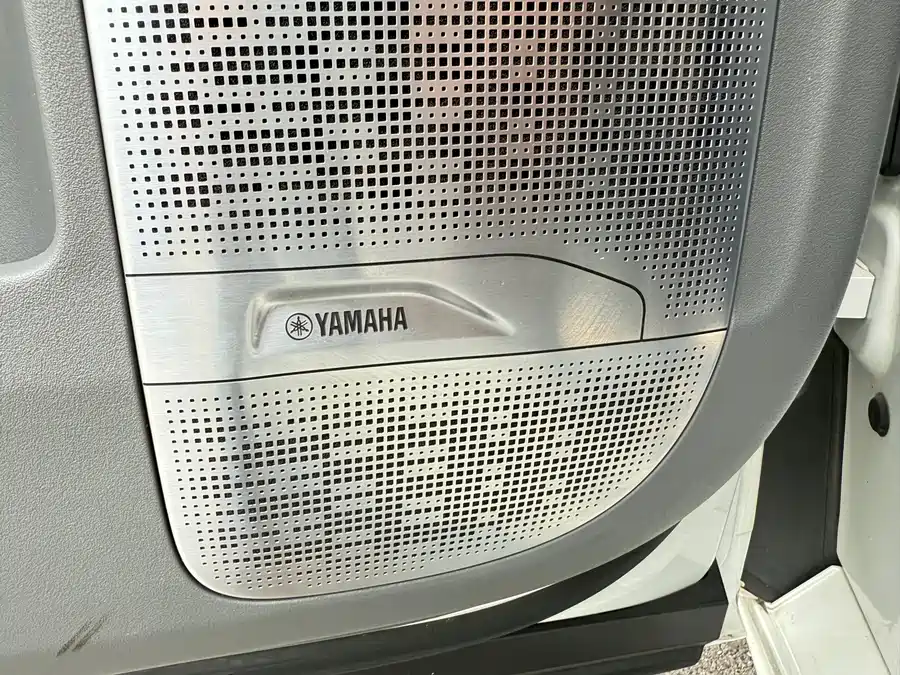 900x675_0_q87_c42_autohomecar__ChtpWGmmlEyAayjSAA6f_hMBKvg939.jpg.webp Used Zeekr 009 2022 WE version