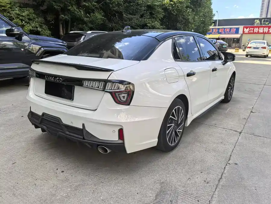 Used Lynk & Co 03 2021 1.5TD DCT Plus