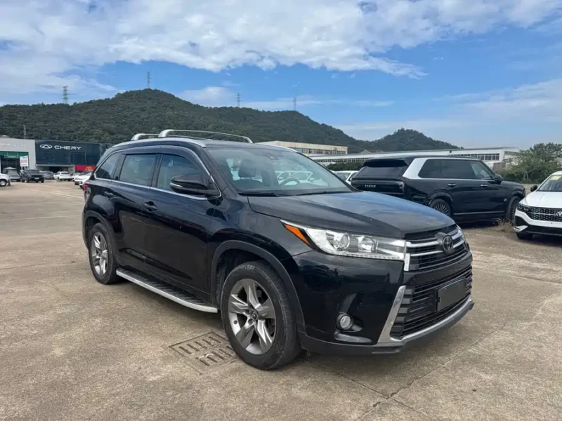 900x675_0_q87_c42_autohomecar__ChtpWGmo12WAOeaDAAq7qUYvp5U309.jpg.webp Used Toyota Highlander 2018 2.0T four-wheel drive premium version