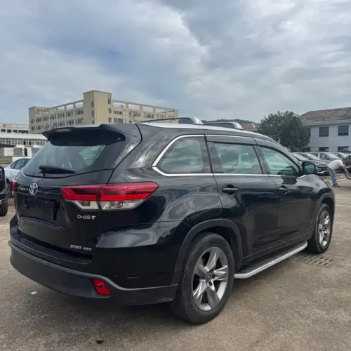 Used Toyota Highlander 2018 2.0T four-wheel drive premium version