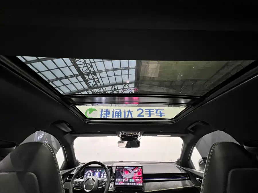 900x675_0_q87_c42_autohomecar__ChtpWGmo4cKARuhxAAiZqNwSMnU900.jpg.webp Used Lynk & Co 03 2023 1.5TD DCT Pro