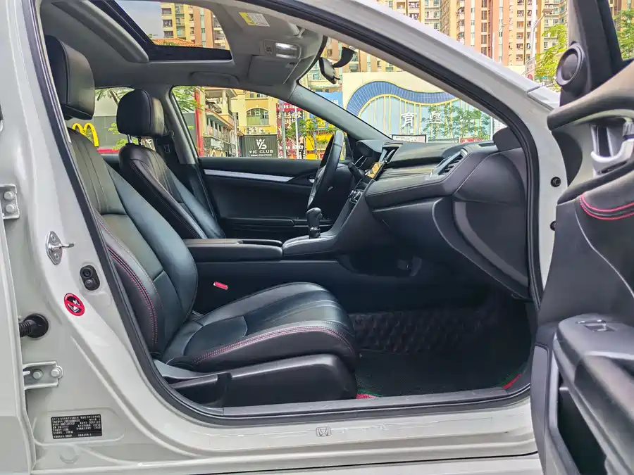 Used Honda Civic 2019 220TURBO CVT Dynamic Edition National V