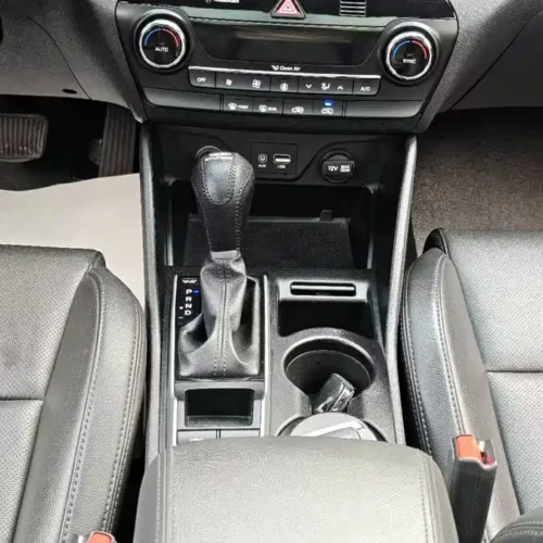 900x675_0_q87_c42_autohomecar__ChtpWGmpYiuAb3BdAANpGTz5onE298.jpg.webp Used Hyundai Tucson 2015 1.6T dual-clutch two-wheel drive intelligent model