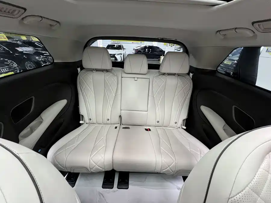 900x675_0_q87_c42_autohomecar__ChtpWGmpirKAMIbIAAVBlE145Eo410.jpg.webp Used Denza D9 2024 DM-i 980 four-wheel drive premium model