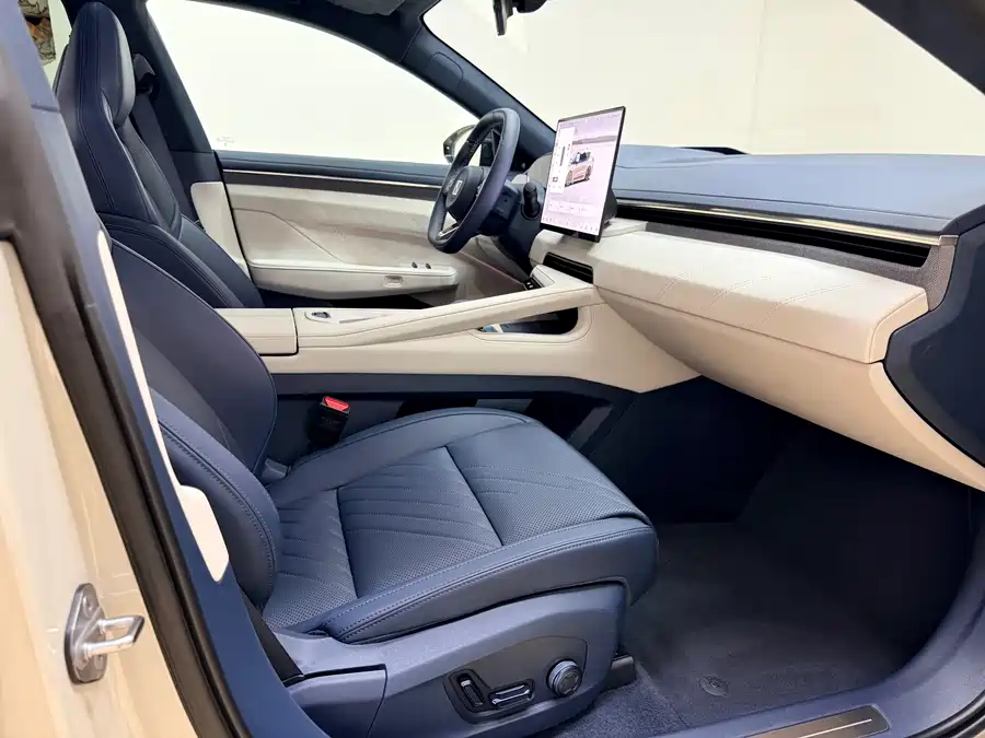 Used Zeekr 001 2025 YOU version 100kWh four-wheel drive